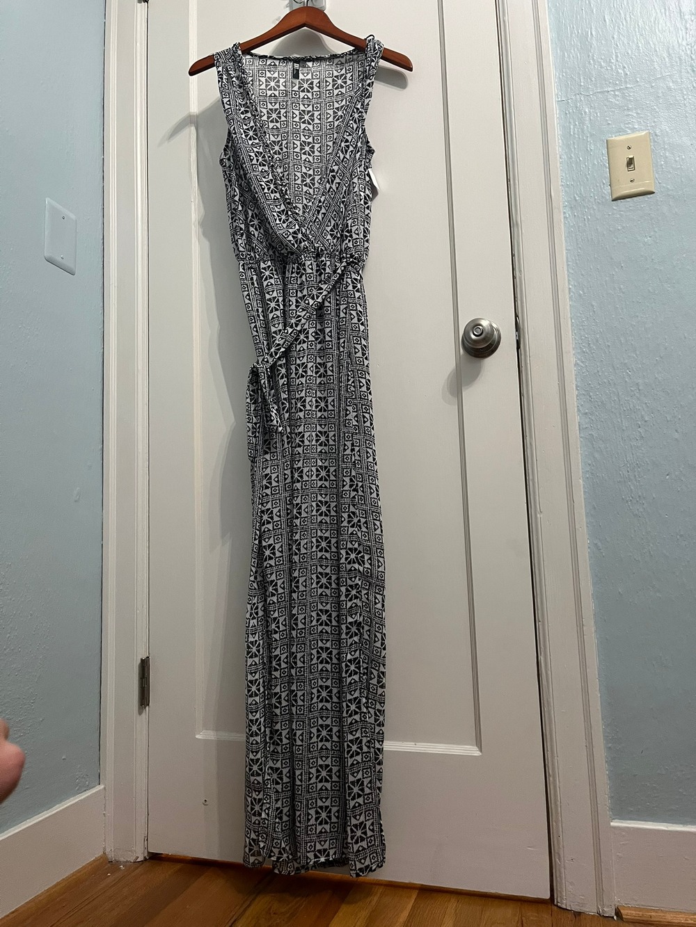 KUT from the Kloth Sleeveless Wrap Maxi Dress Black White Geometric Print M